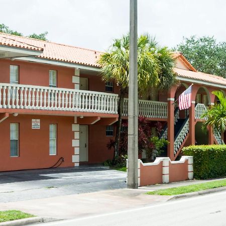 Gables Inn Coral Gables Exterior foto
