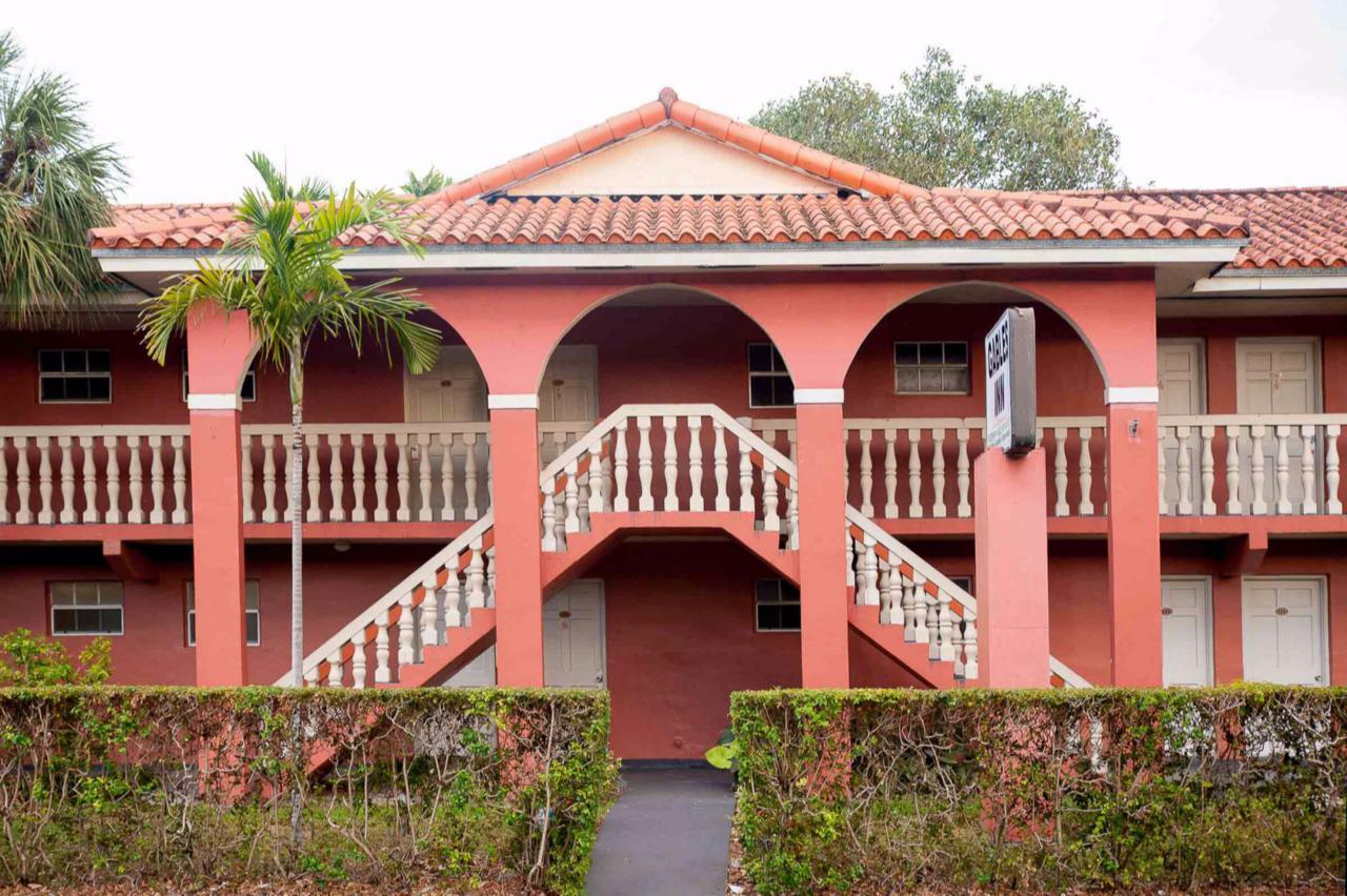 Gables Inn Coral Gables Exterior foto